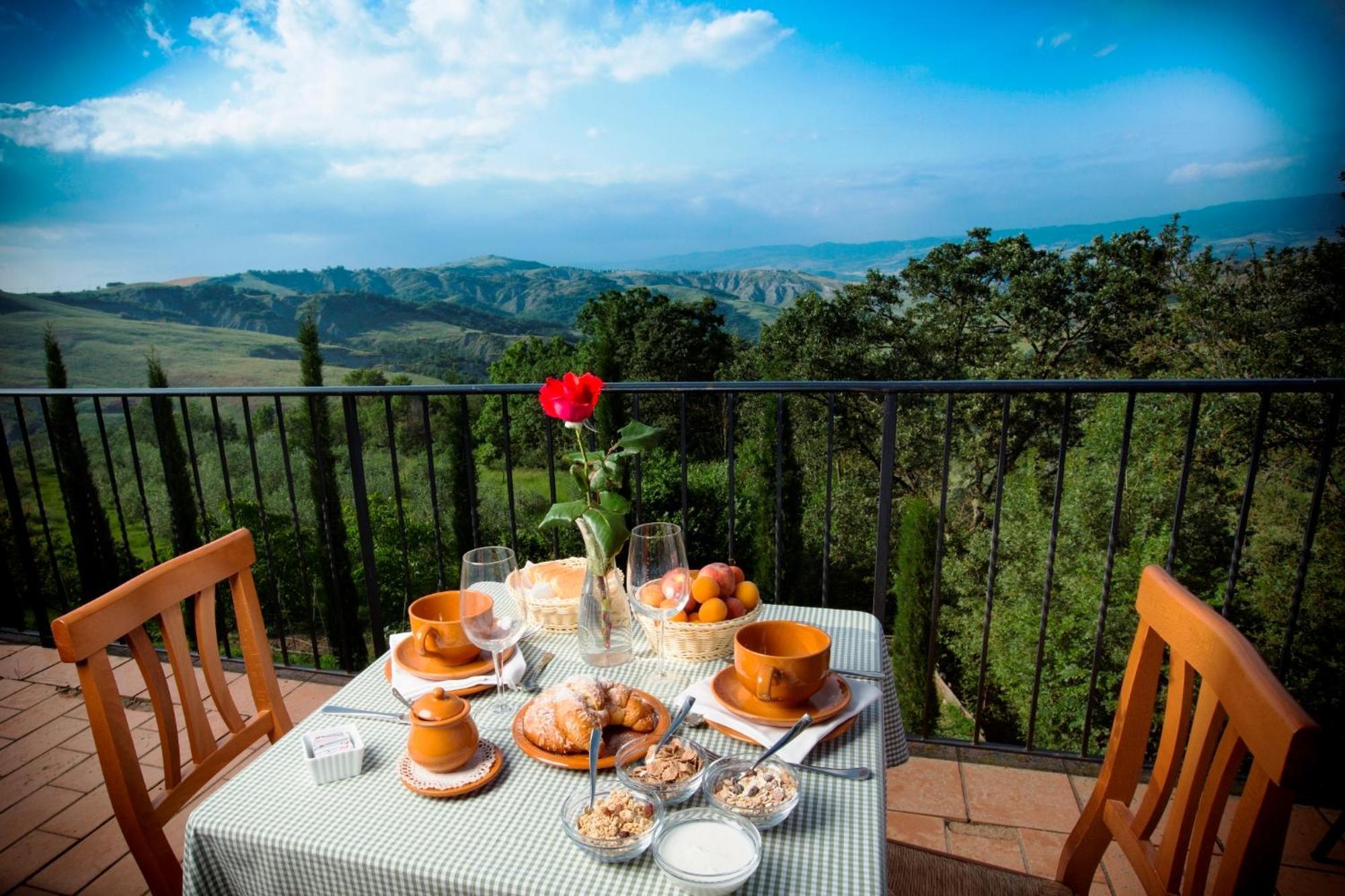 Agriturismo Selvella Радикофани Екстериор снимка